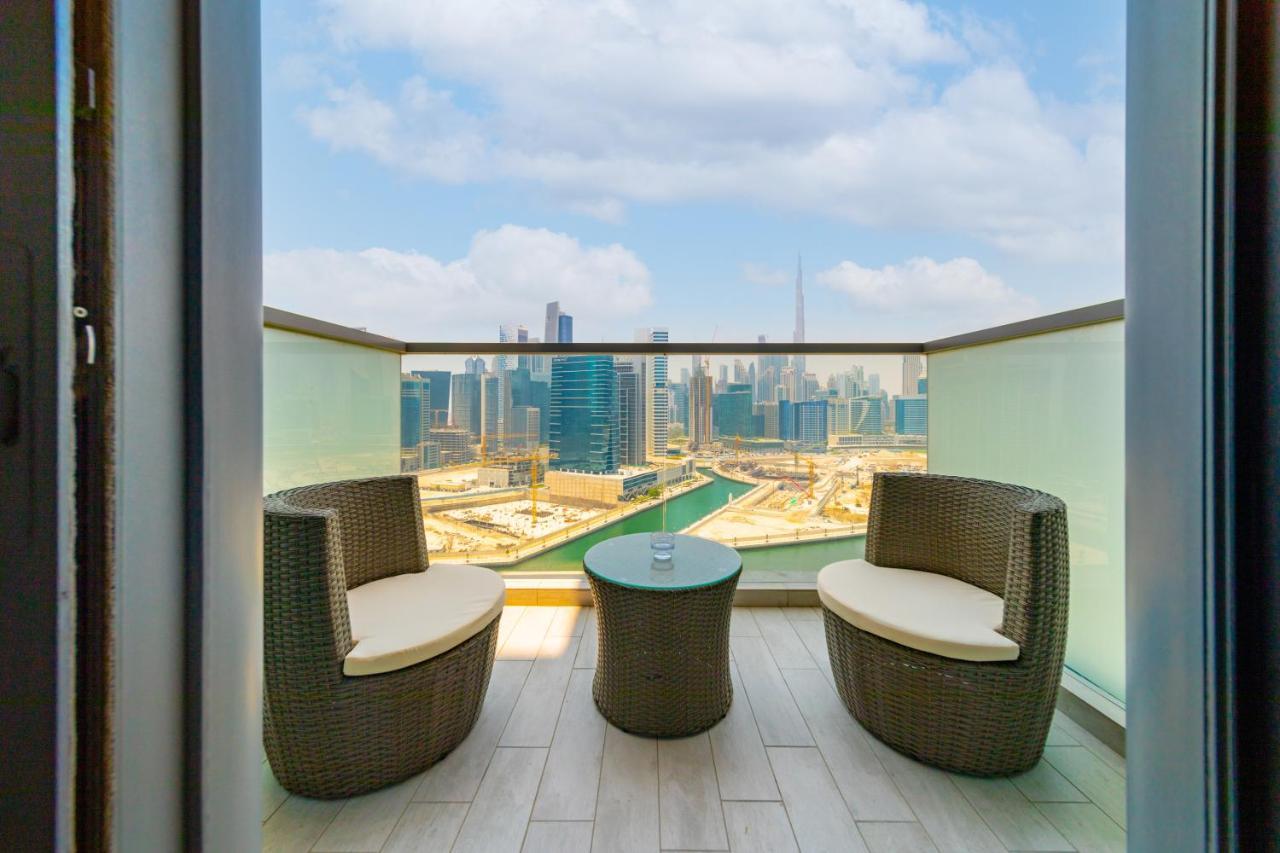 Eden'S Homes & Villas - Millennium Atria Residences Dubai Dış mekan fotoğraf