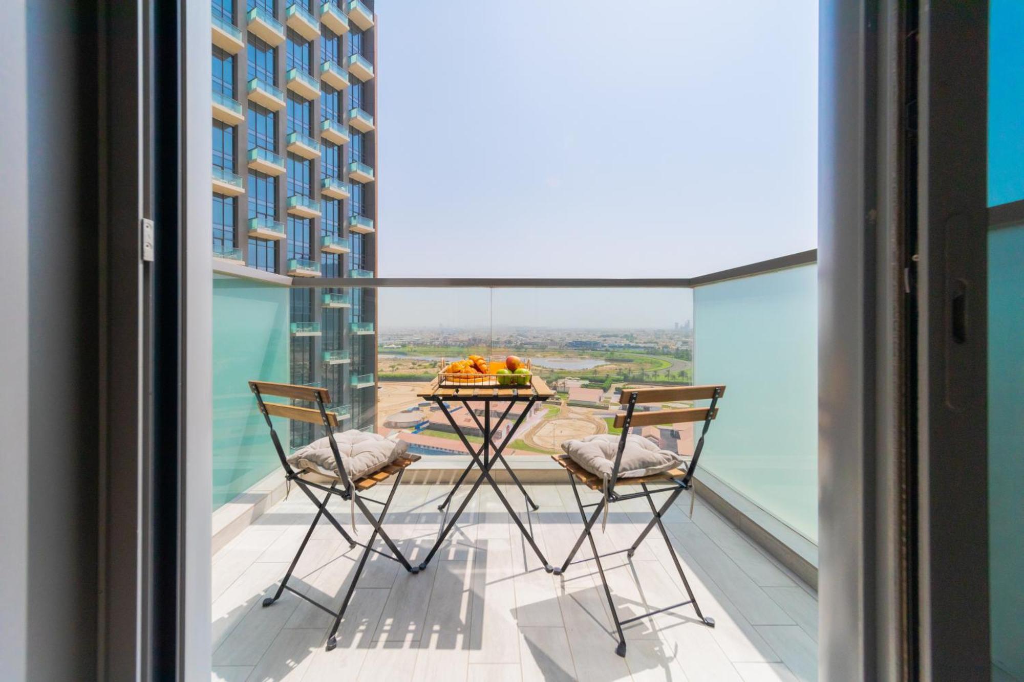Eden'S Homes & Villas - Millennium Atria Residences Dubai Dış mekan fotoğraf
